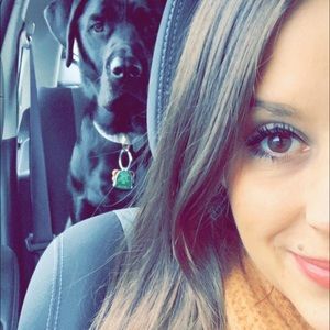 Meet your Posher, Ashley